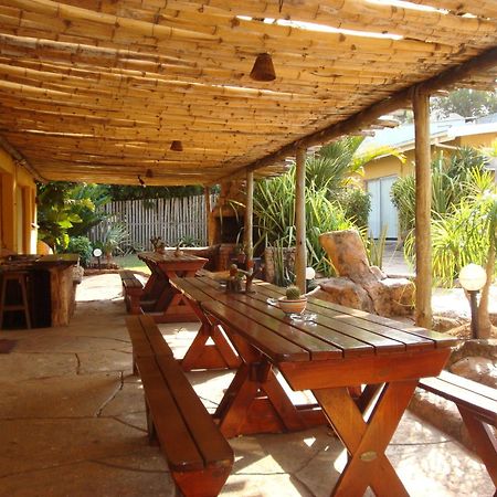 Flintstones Guest House Durban Bagian luar foto