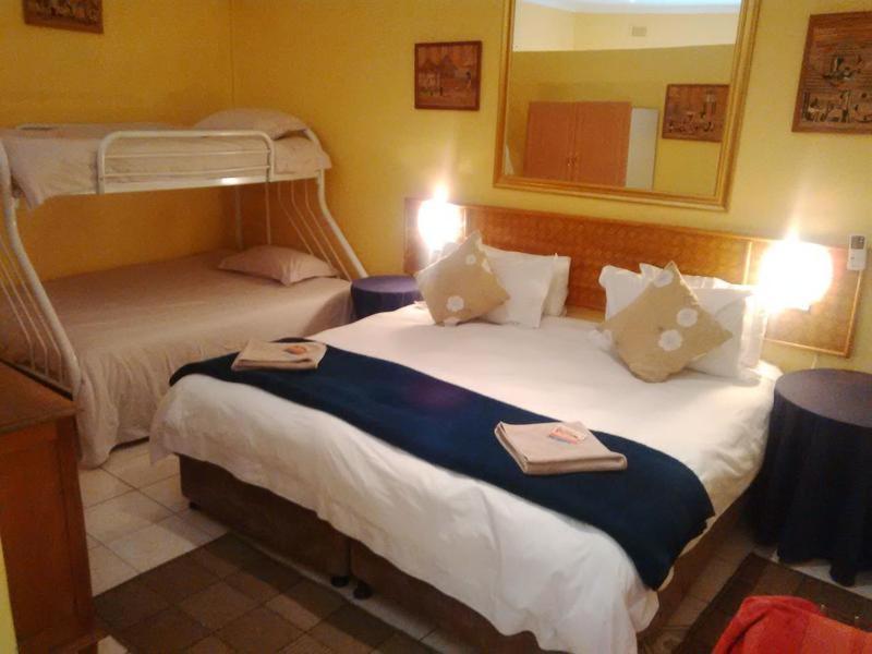 Flintstones Guest House Durban Bagian luar foto