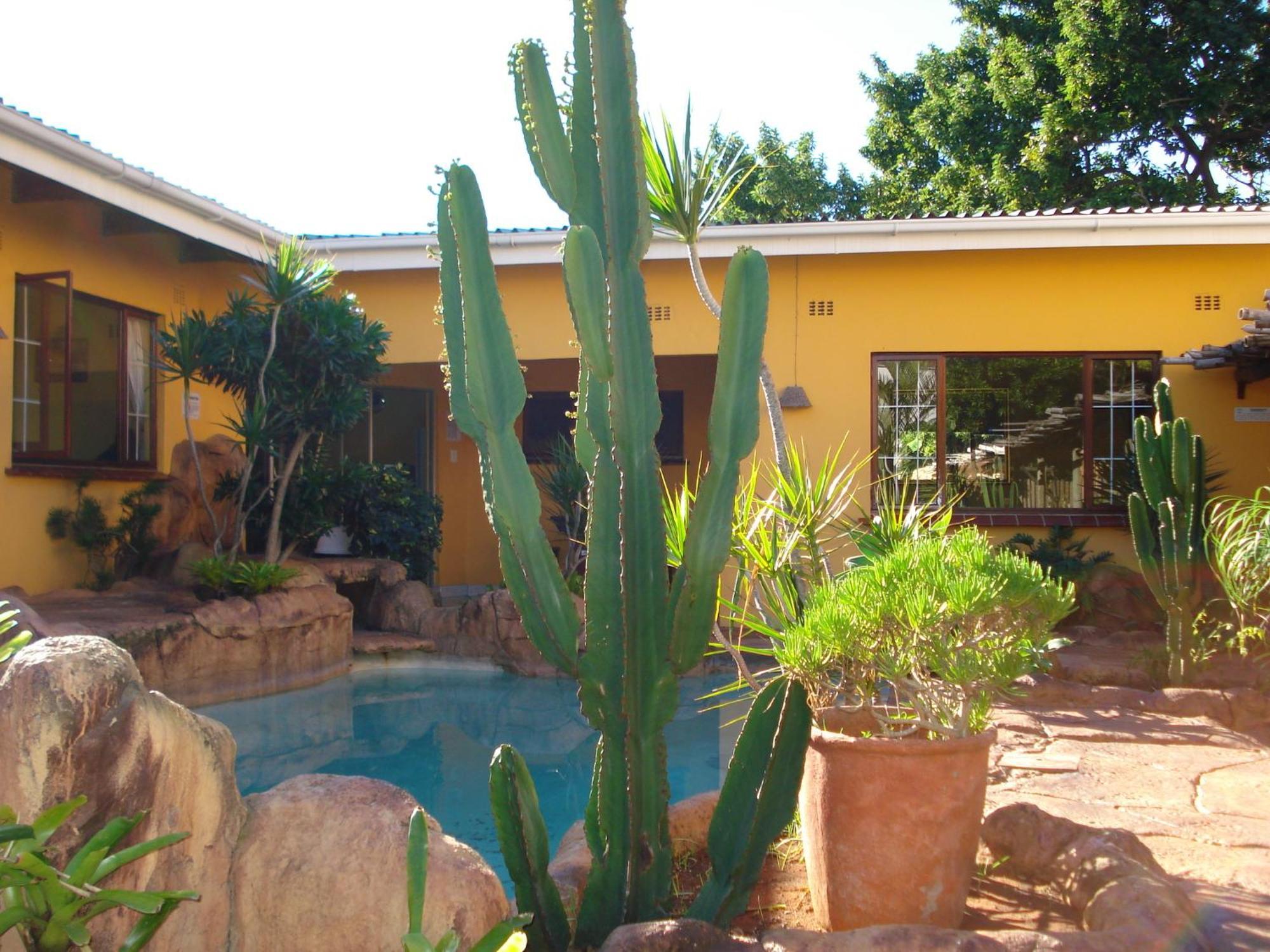 Flintstones Guest House Durban Bagian luar foto