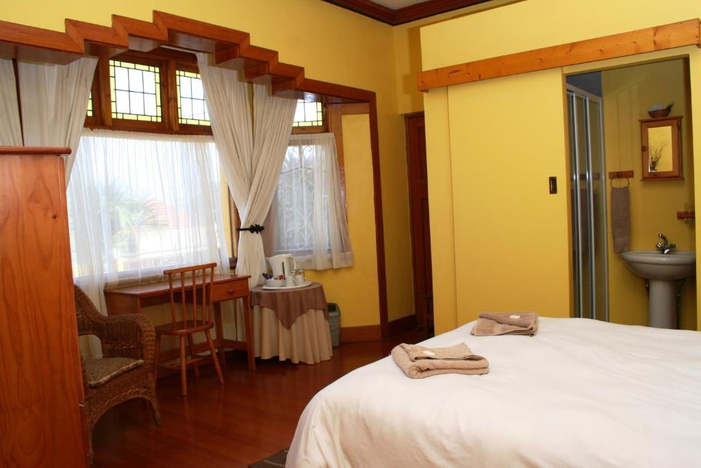 Flintstones Guest House Durban Ruang foto